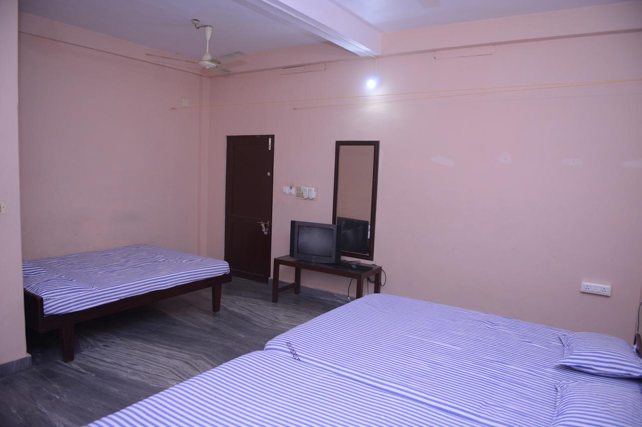 Ppg Tourist Home Chottanikara Dış mekan fotoğraf