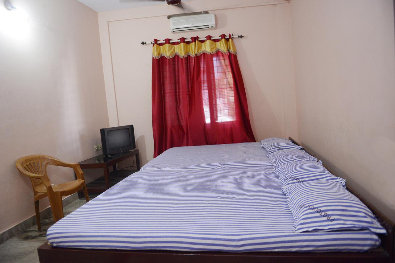 Ppg Tourist Home Chottanikara Dış mekan fotoğraf