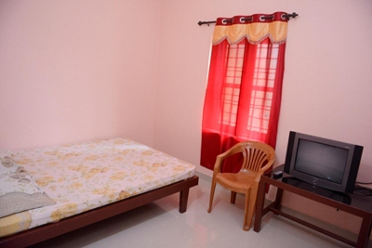 Ppg Tourist Home Chottanikara Dış mekan fotoğraf