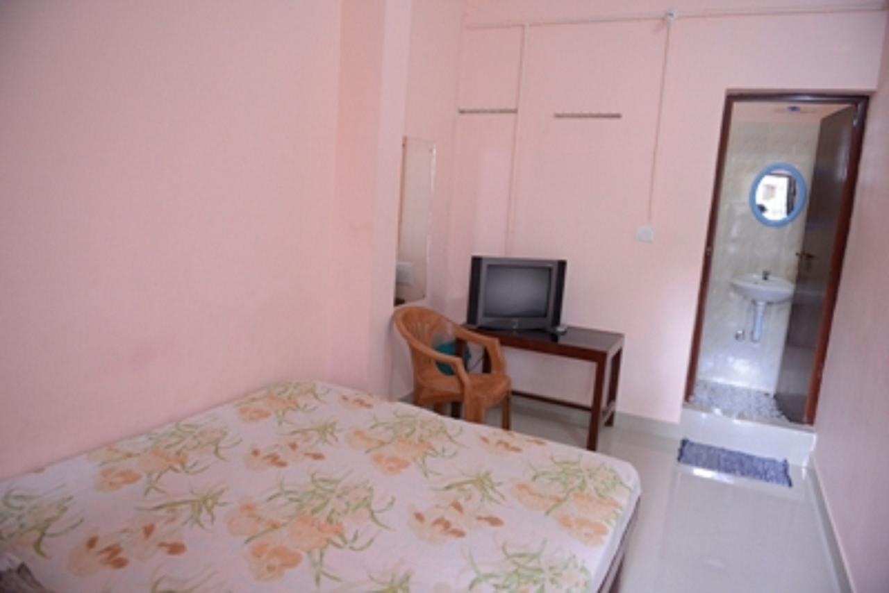 Ppg Tourist Home Chottanikara Dış mekan fotoğraf